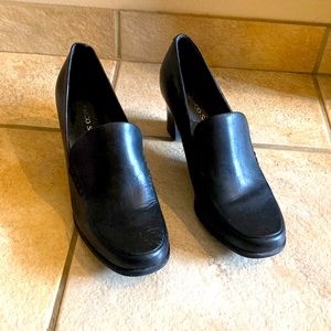 Franco Sarto black dress shoes